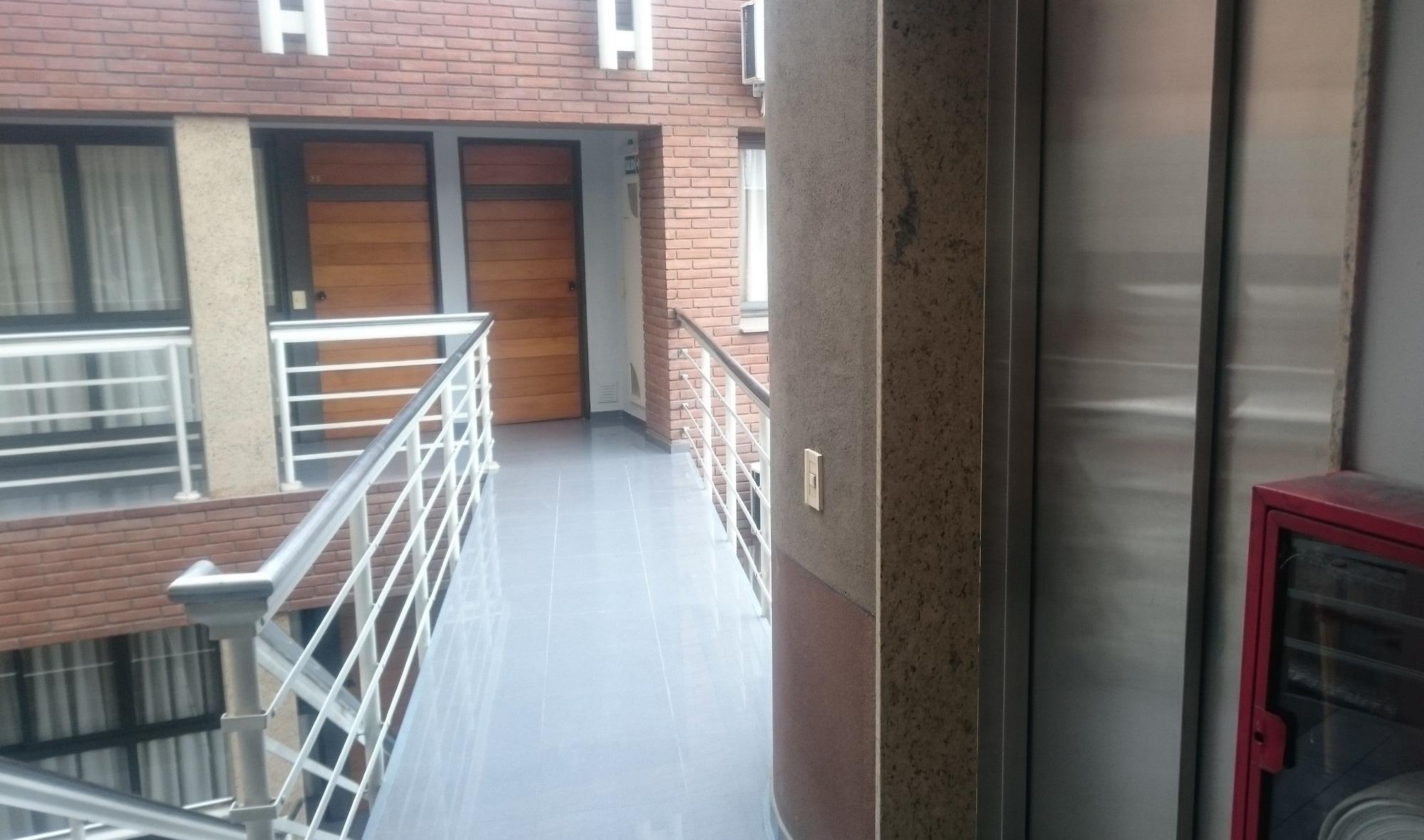 Premium Mendoza Apart Hotel Eksteriør bilde